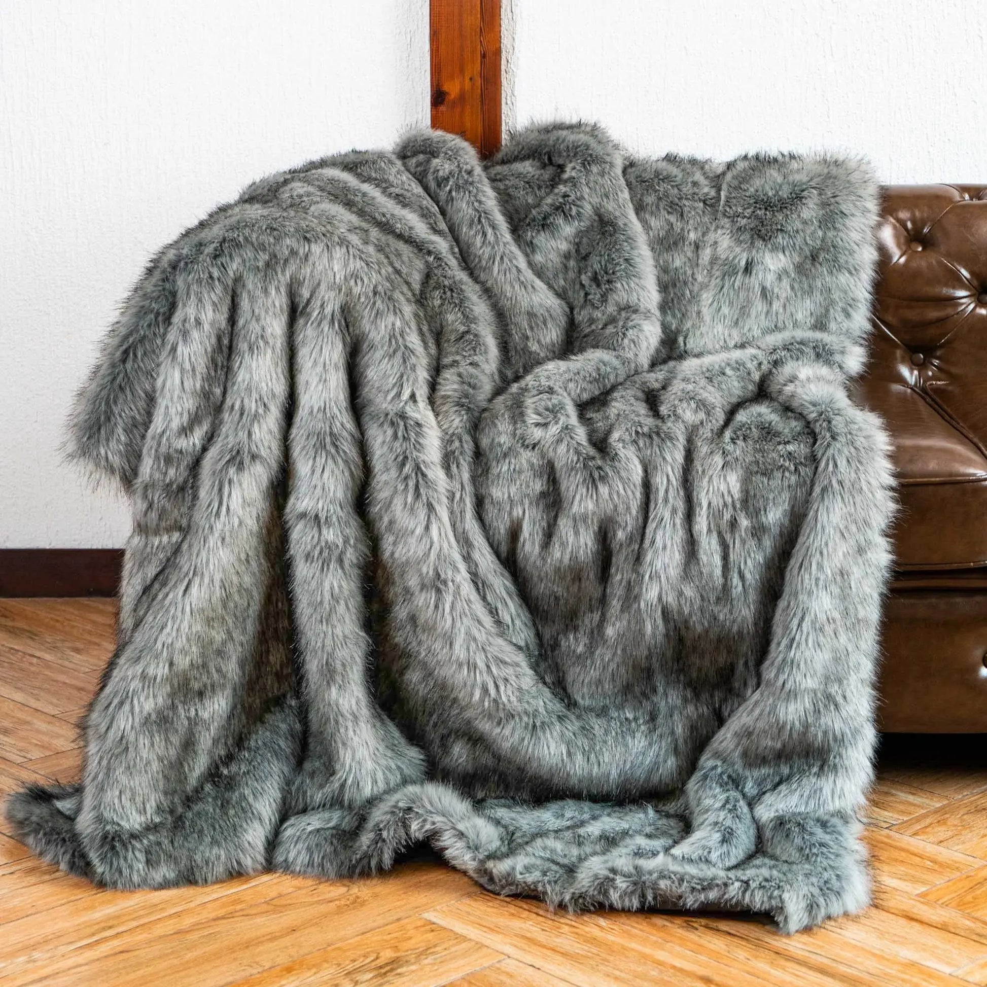 Decorative and warm blanket for home