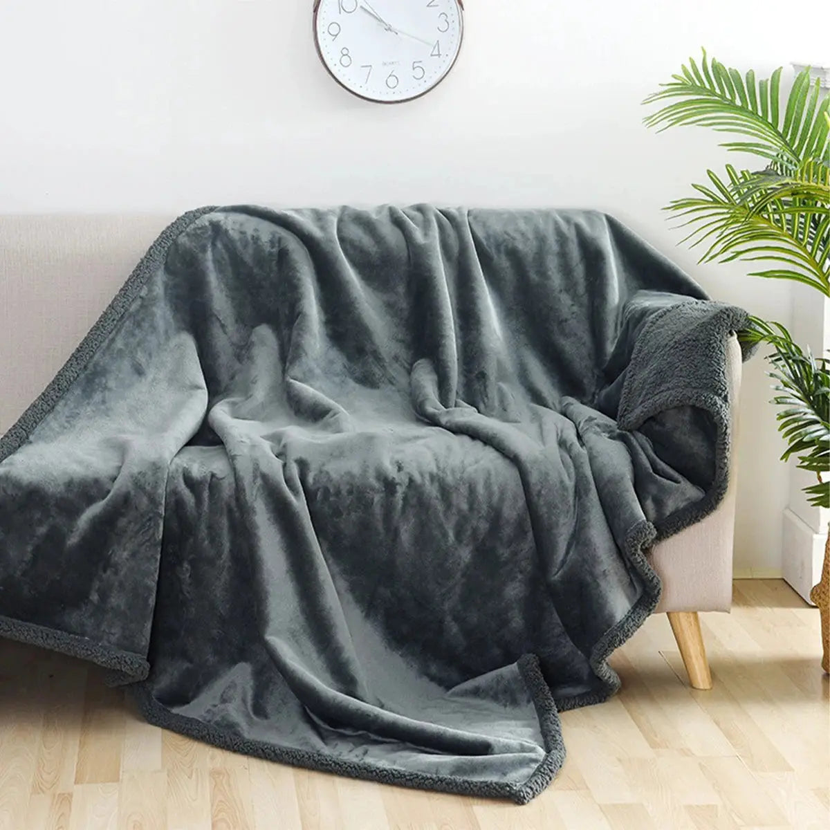 Luxury shaggy waterproof blanket for couples