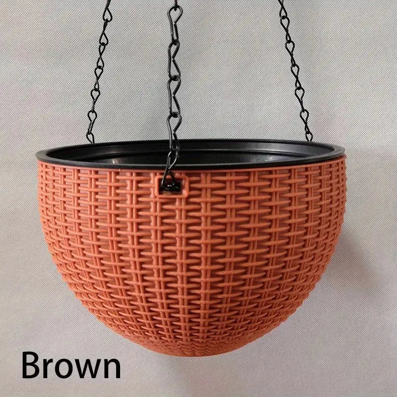 Lightweight round metal pot for small plants