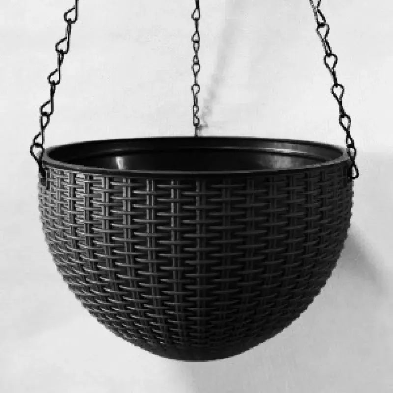 Wire frame round flowerpot for balcony décor

