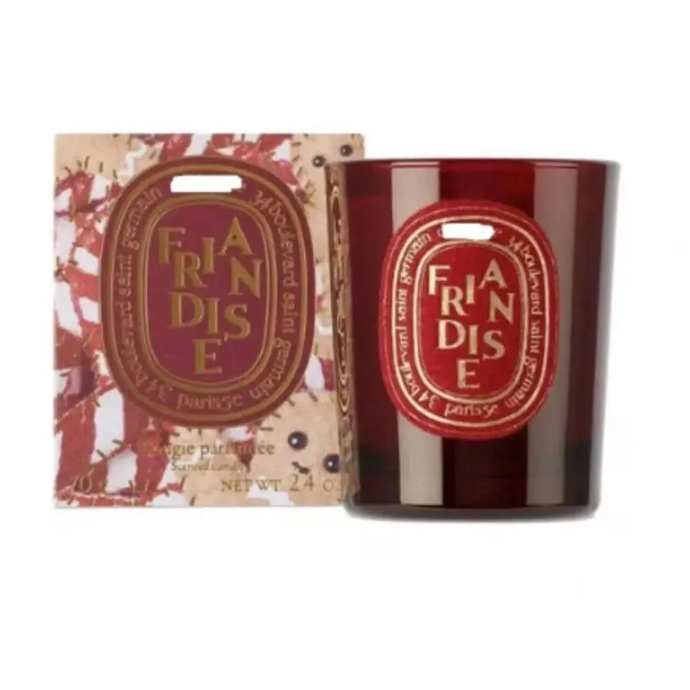 Romantic hand-shaped candle with natural essential oils, perfect Valentine’s gift for her or him.