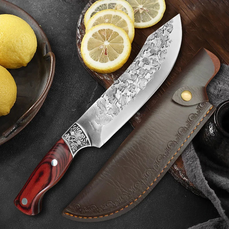 Butcher-style kitchen knife for precise cuts on fish and red meat

