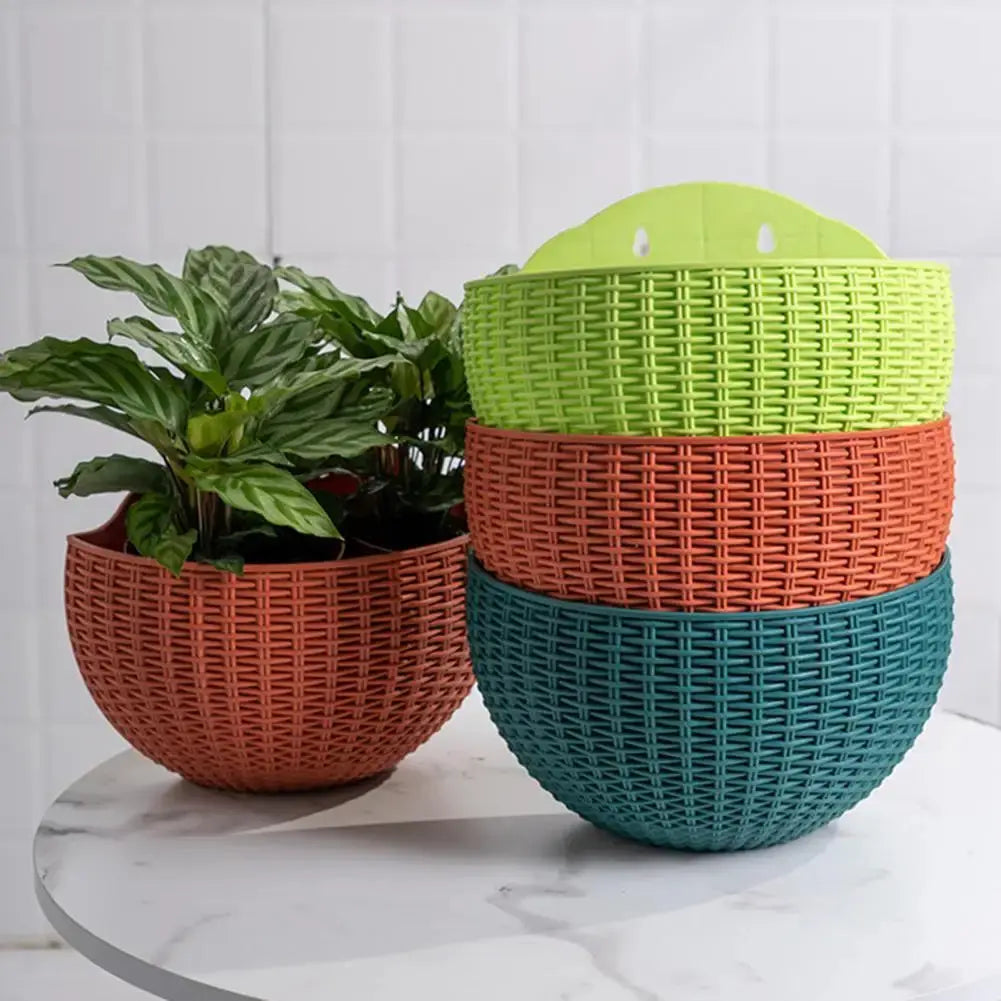 Outdoor hanging planter pot for garden walls


